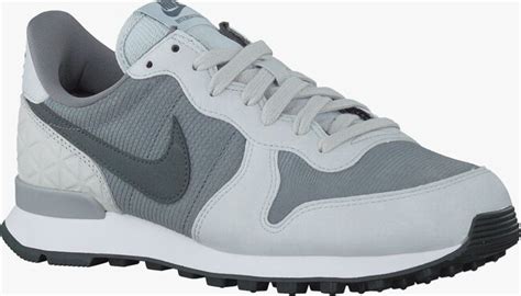 Graue Nike Sneaker low für Damen